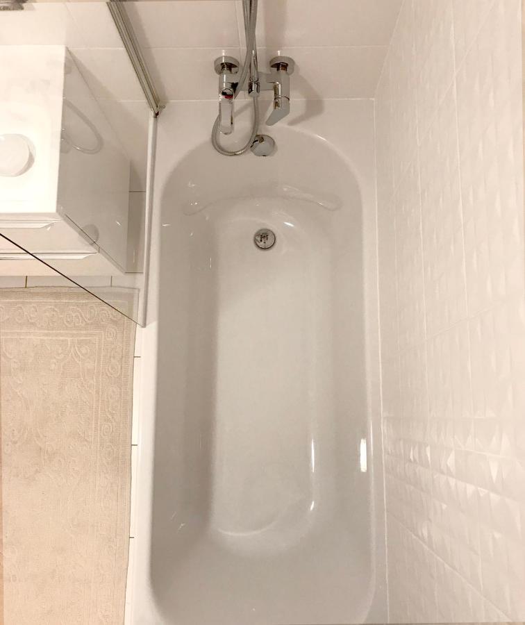 ביאליסטוק Apartament Flora Deluxe Naswietlanie Uv מראה חיצוני תמונה