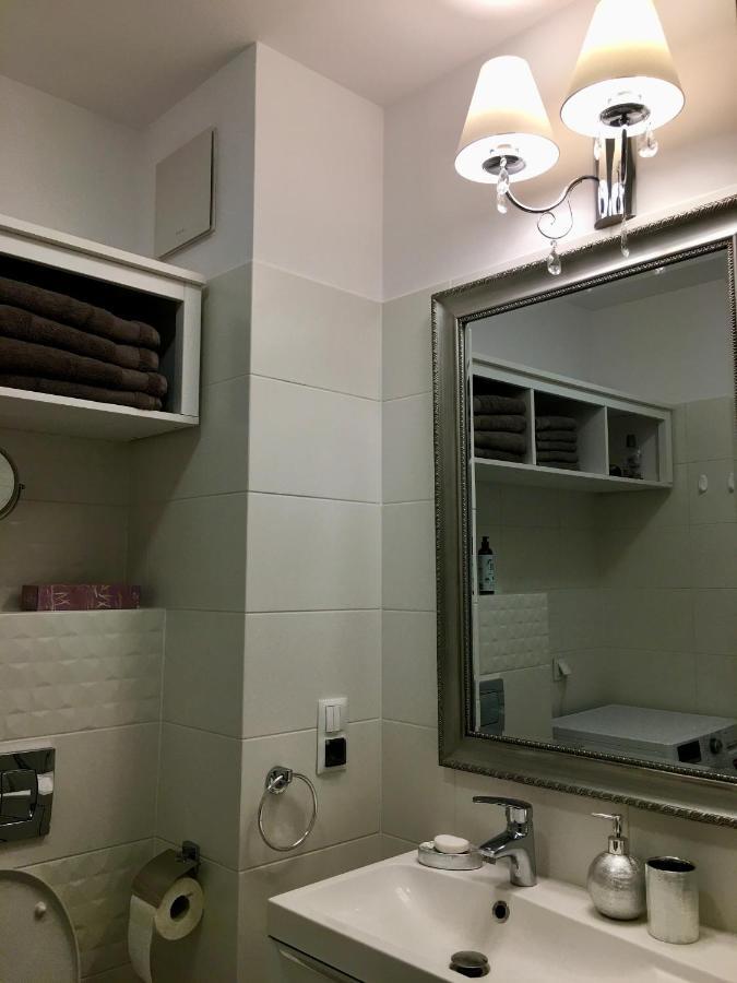 ביאליסטוק Apartament Flora Deluxe Naswietlanie Uv מראה חיצוני תמונה