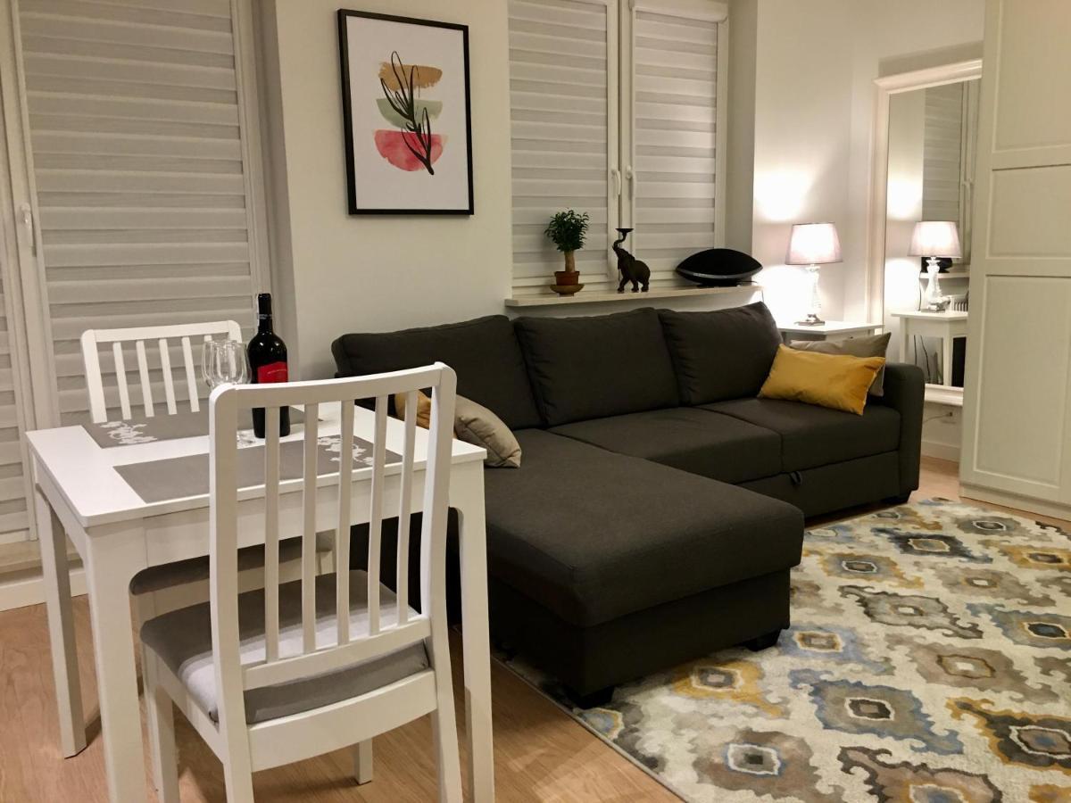 ביאליסטוק Apartament Flora Deluxe Naswietlanie Uv מראה חיצוני תמונה